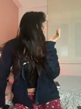 SOFIASWEETSECRETT — Flash tits