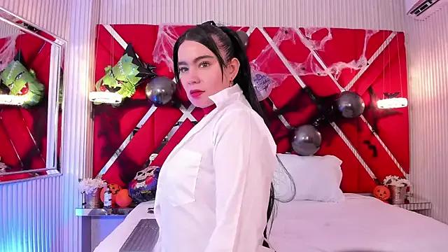 SusanCouper on StripChat 