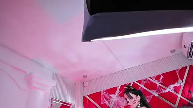 SusanCouper on StripChat 