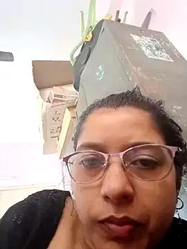 thanusi_2 — Group on StripChat