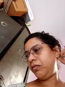 Group thanusi_2 on StripChat