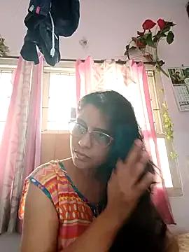 Group thanusi_2 on StripChat