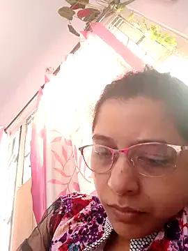 Group thanusi_2 on StripChat