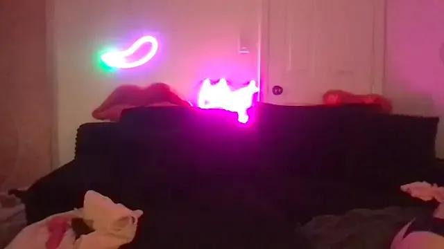 Freechat torithequeen on StripChat