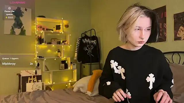 StripChat VeryRare_TwinS is Freechat VeryRare_TwinS — suck his big cock