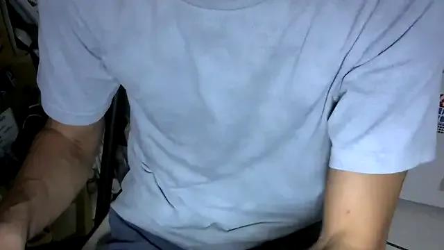 winds1069 on StripChat