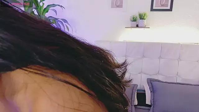 Freechat YuliethPetite on StripChat